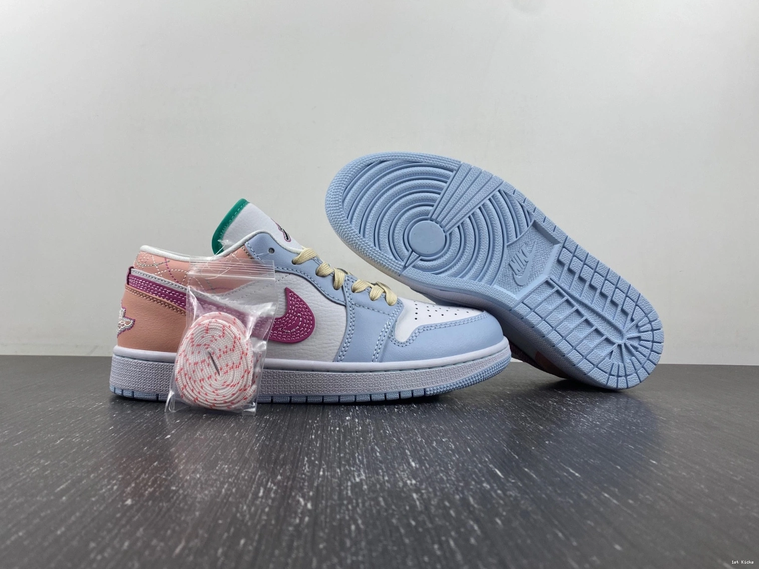 Jordan Low Sashiko 1 FV3623-151 Multi-Color Air 0226